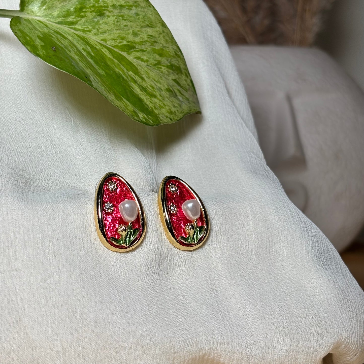 Red Pearl Earring