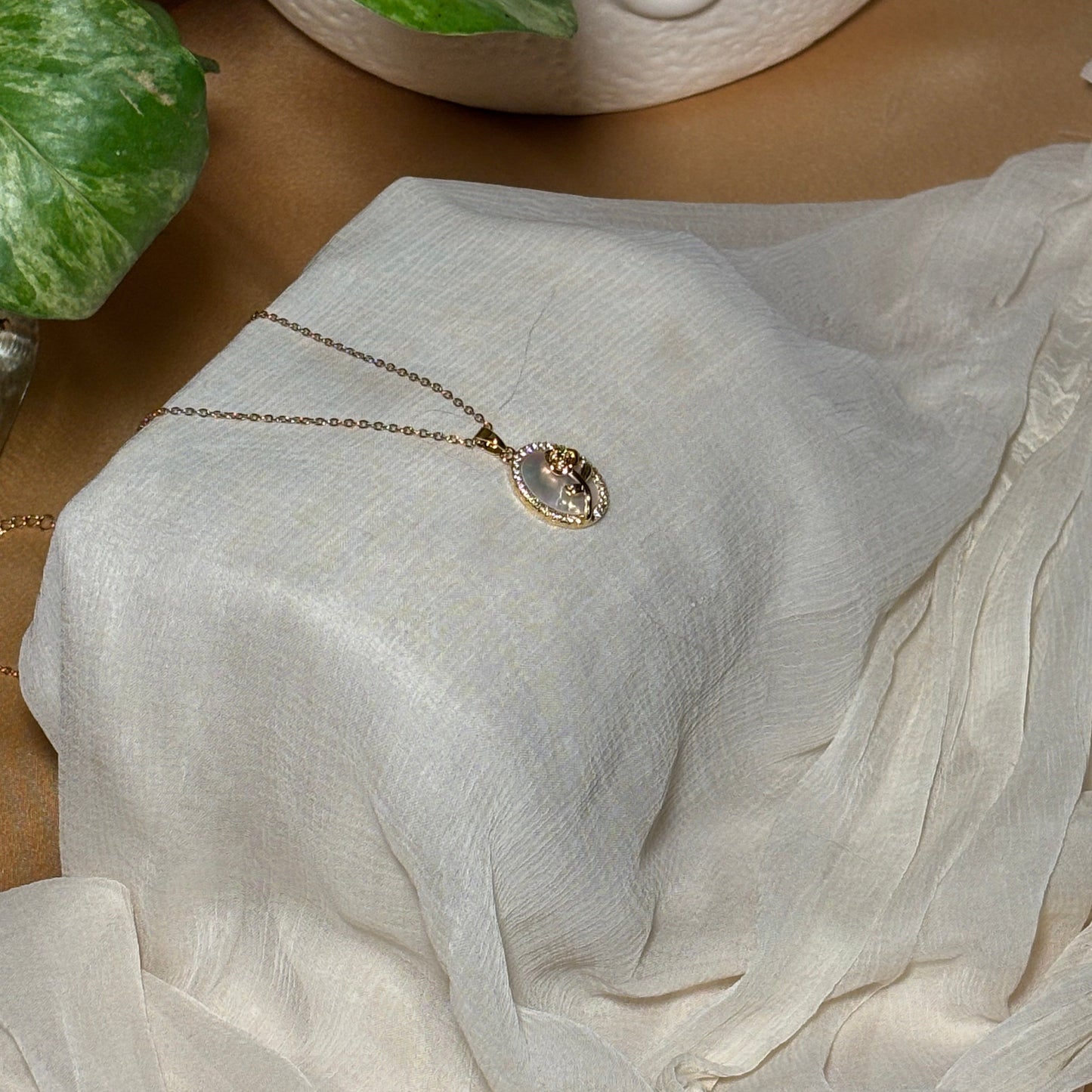 Rose Pendant Necklace