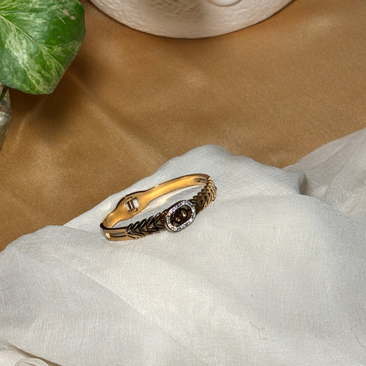Openable Cuff Bracelet