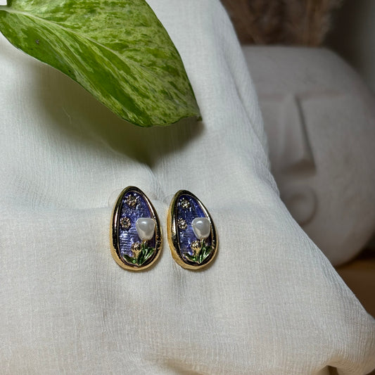 Blue Pearl Earring