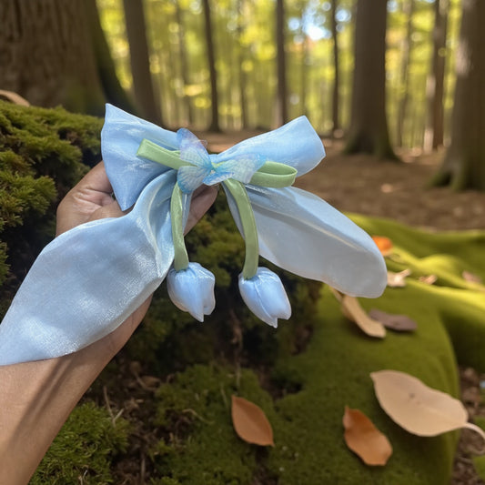 Tulip Bow Clip